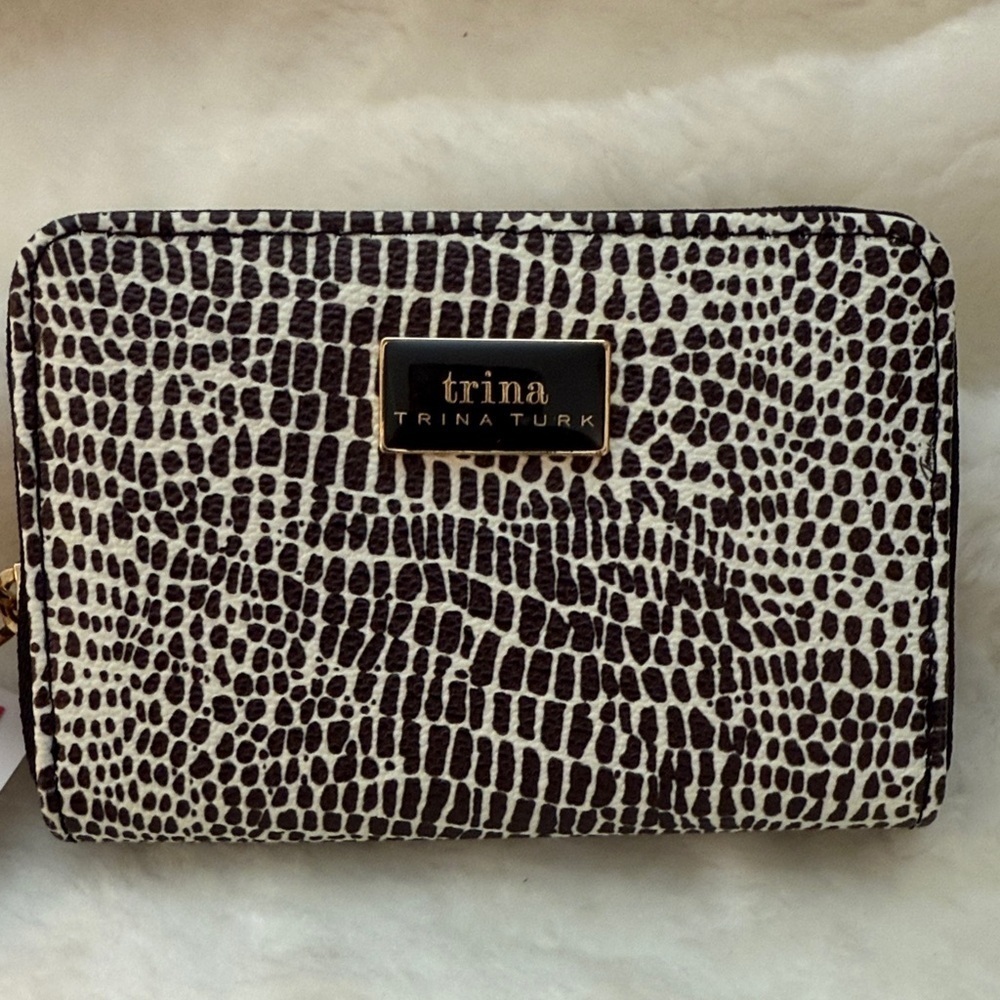 Trina Turk Black and White Croco Wallet - Picture 2 of 10